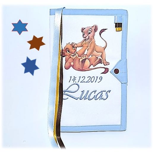 Protège carnet de santé Petit Lion : cadeau made in Lyon